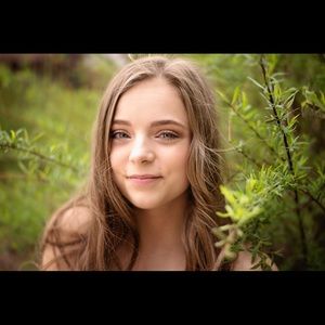 Meet your Posher, Abbey